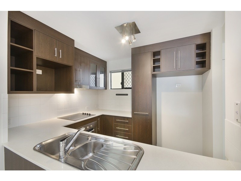 216/330 Sturt Street, Townsville City QLD 4810