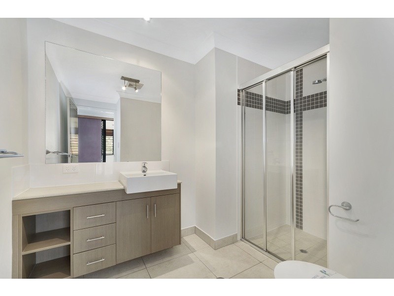 216/330 Sturt Street, Townsville City QLD 4810