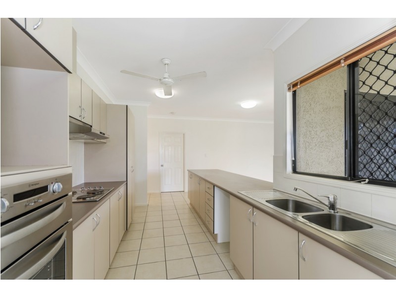 29 Elphinstone Drive, Kirwan QLD 4817