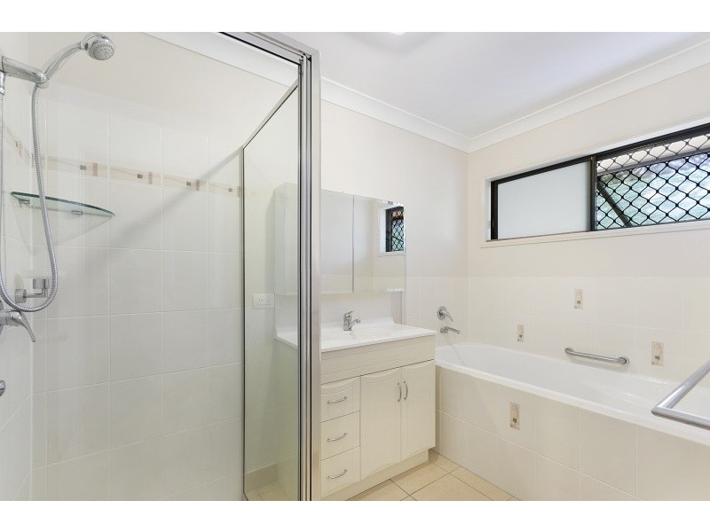 116 Klewarra Boulevard, Douglas QLD 4814