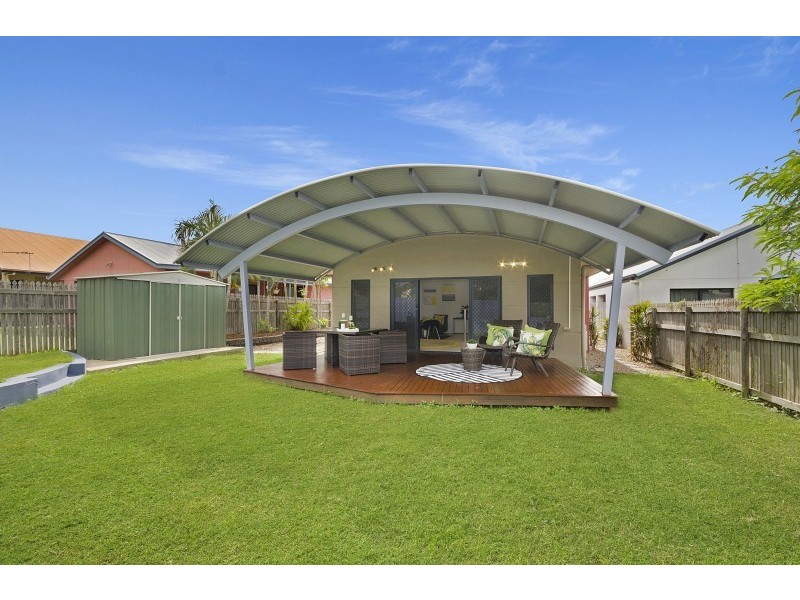 40 Estuary Parade, Douglas QLD 4814