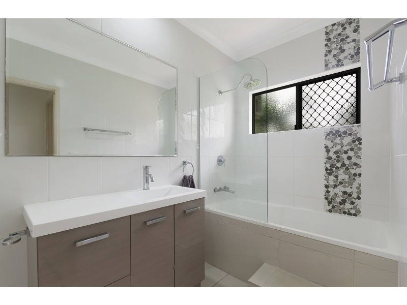 15 Thistle Court, Rasmussen QLD 4815