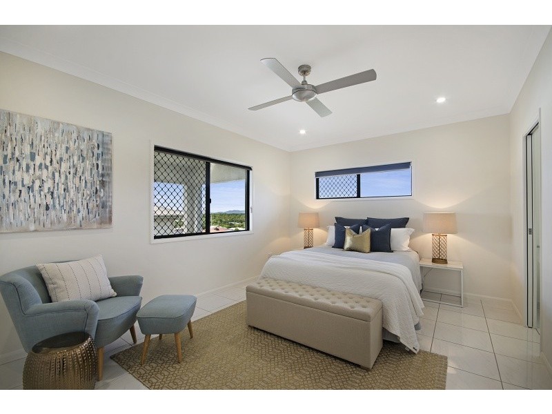 30 Girraween Avenue, Douglas QLD 4814