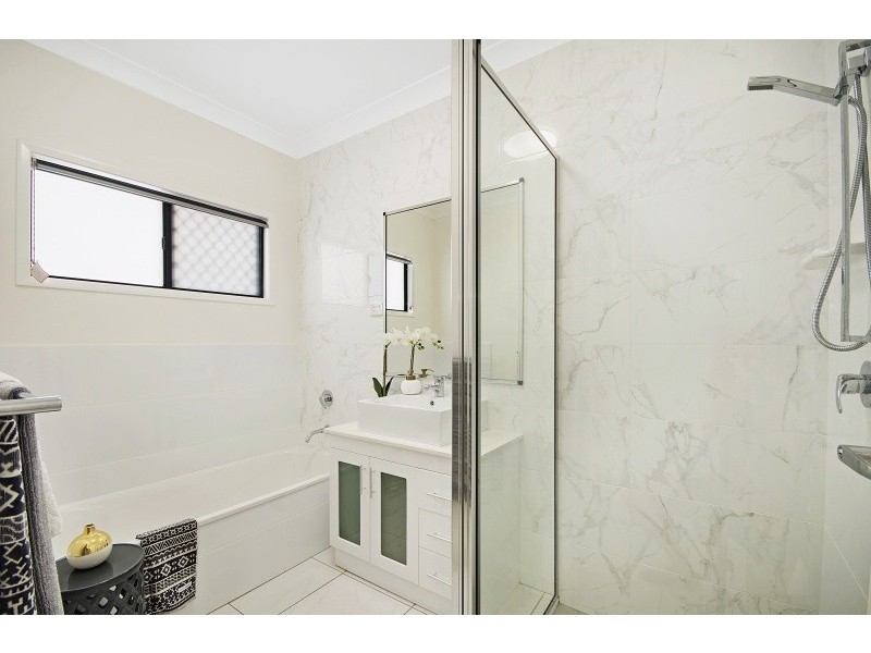 30 Girraween Avenue, Douglas QLD 4814