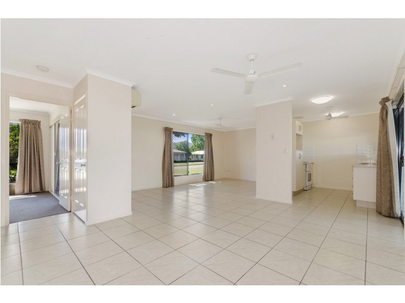 16 Simonsen Court, Kelso QLD 4815