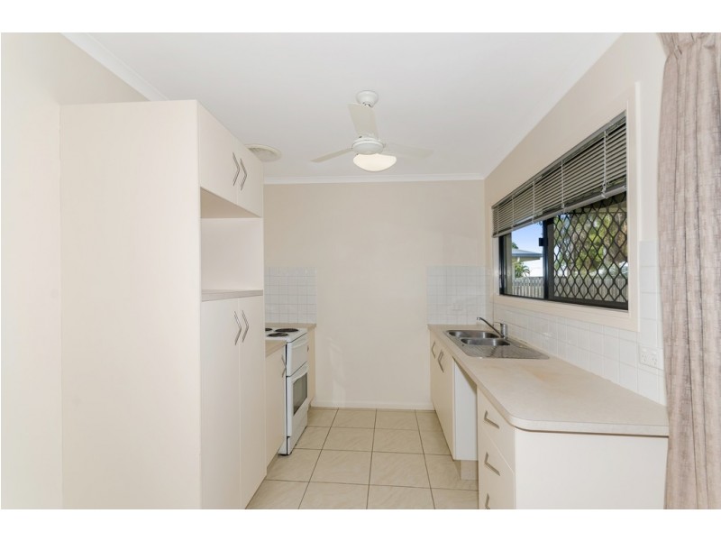 16 Simonsen Court, Kelso QLD 4815
