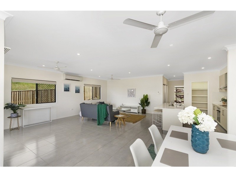 11 Girraween Avenue, Douglas QLD 4814