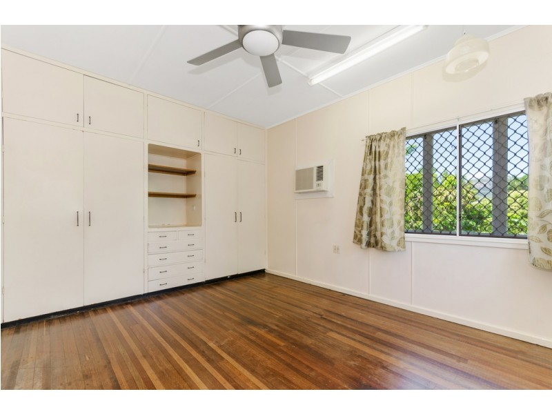 1 Coorong Avenue, Mundingburra QLD 4812