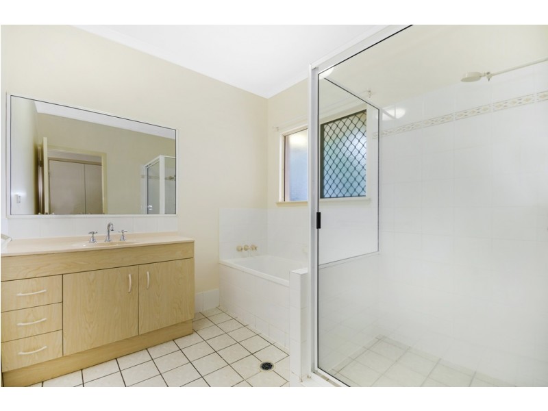 25 Wheeler Circuit, Kirwan QLD 4817