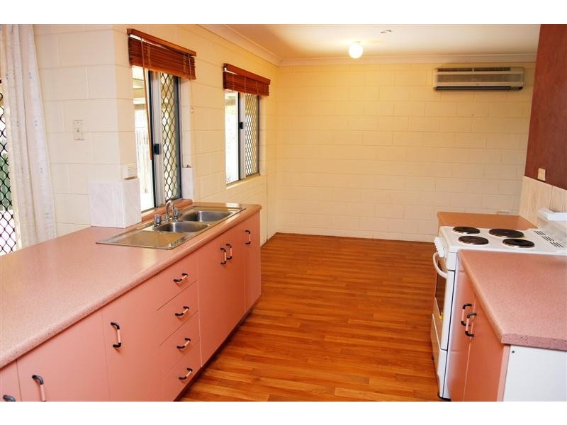 32 Rosewood Avenue, Kelso QLD 4815