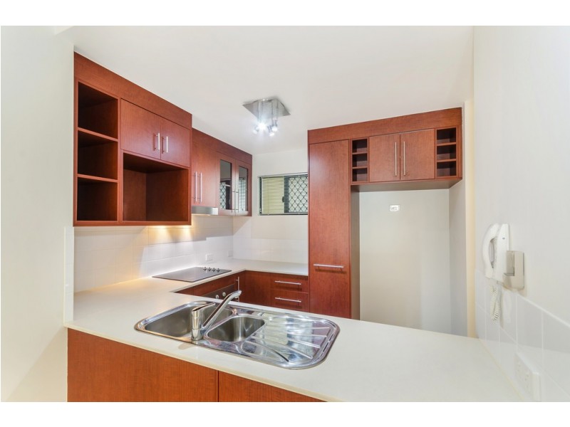 206/330 Sturt Street, Townsville City QLD 4810