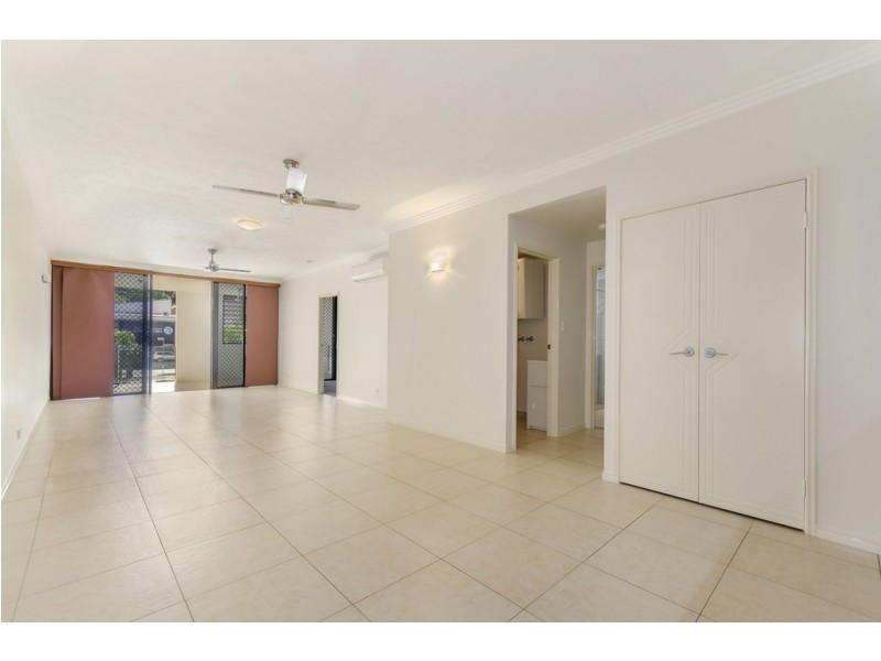 206/330 Sturt Street, Townsville City QLD 4810