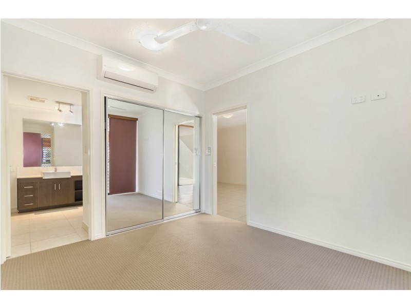 206/330 Sturt Street, Townsville City QLD 4810