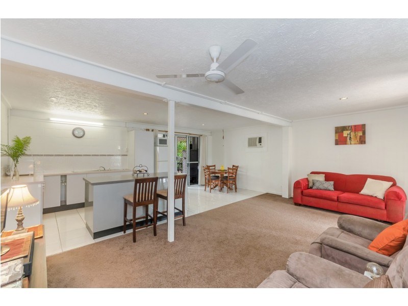 8 Keesing Road, Douglas QLD 4814