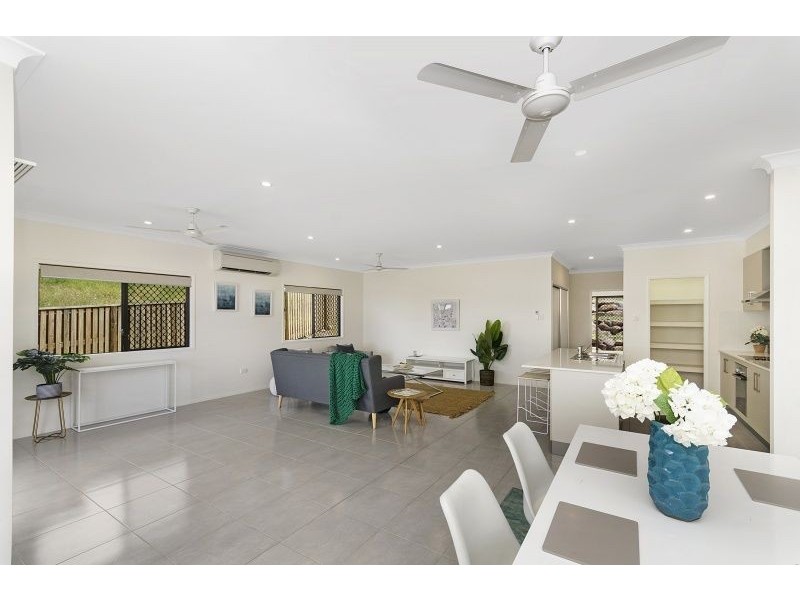 11 Girraween Avenue, Douglas QLD 4814