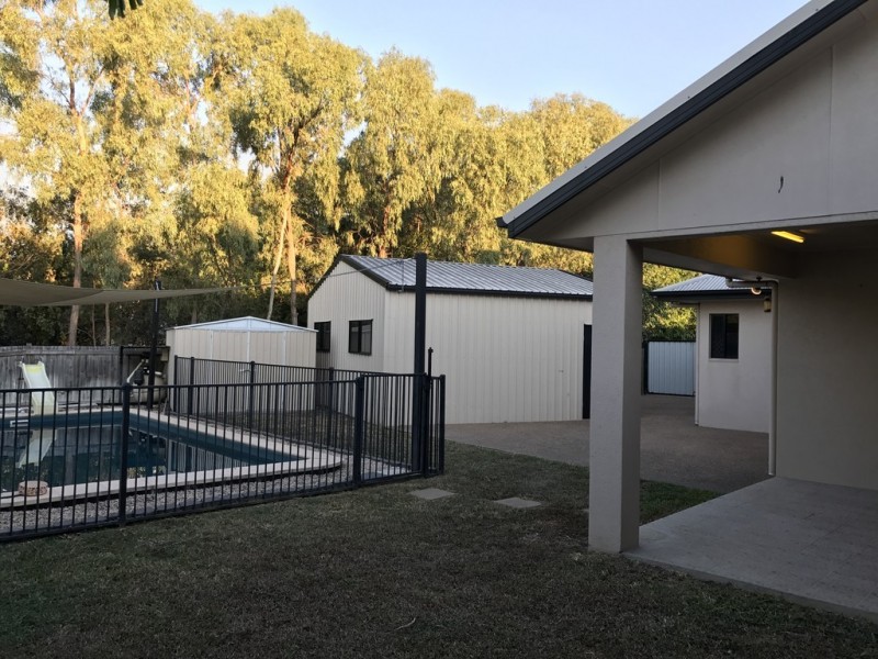 7 Ella Court, Mount Louisa QLD 4814