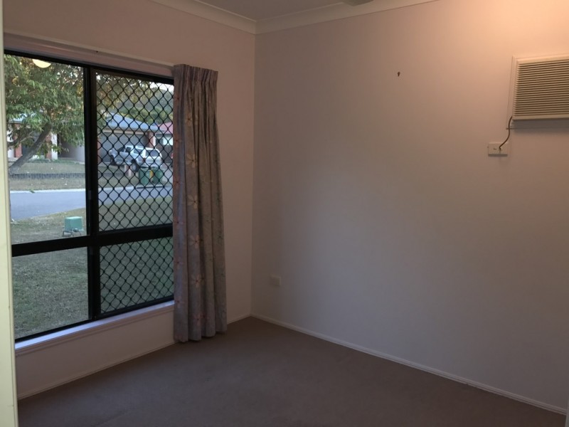 7 Ella Court, Mount Louisa QLD 4814