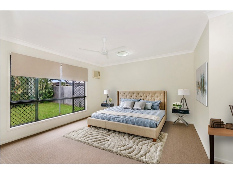 12 Sheerwater Parade, Douglas QLD 4814