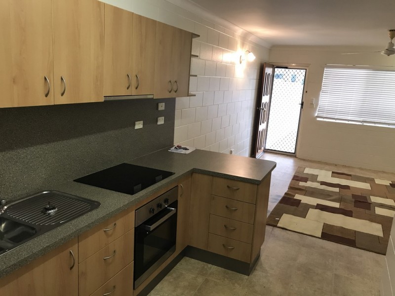 1/420 Dalrymple Road, Kirwan QLD 4817