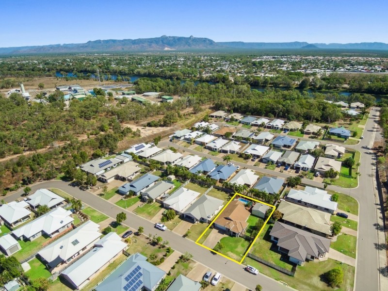 219 Freshwater Drive, Douglas QLD 4814