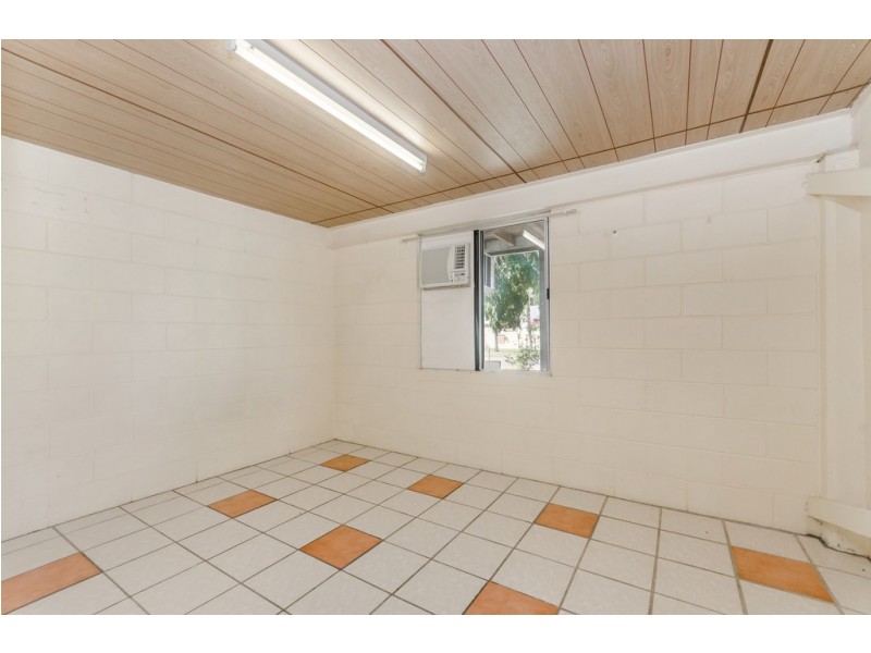 7 Verhoeven Drive, Douglas QLD 4814