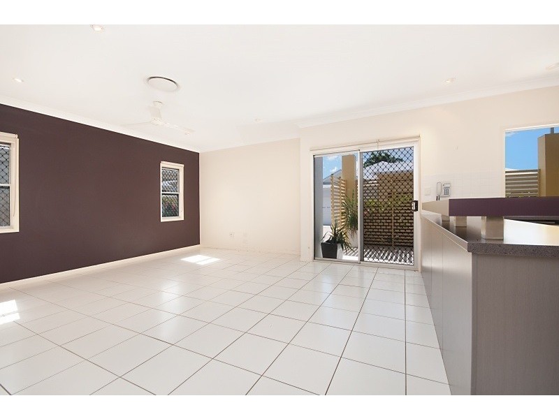 3/34 Golf Links Drive, Kirwan QLD 4817