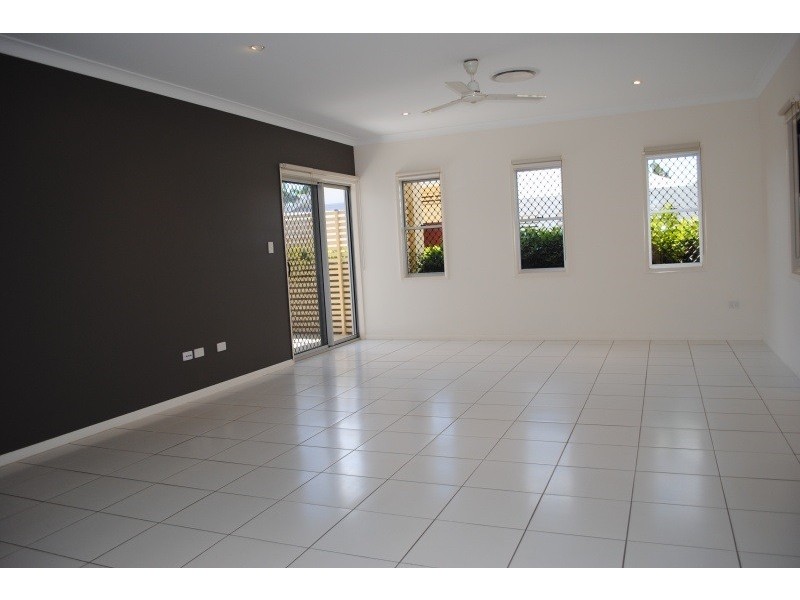 3/34 Golf Links Drive, Kirwan QLD 4817