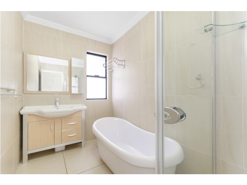 40/319 Angus Smith Drive, Douglas QLD 4814