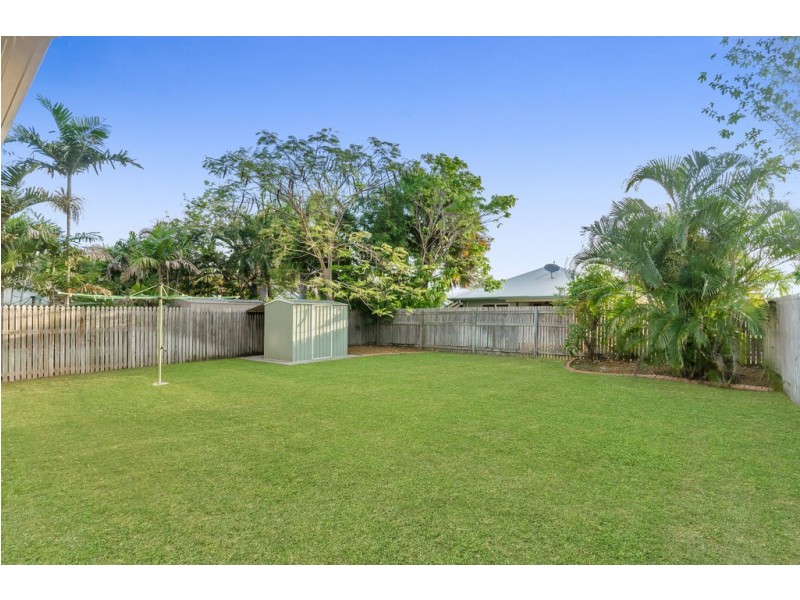 13 Scholars Place, Douglas QLD 4814