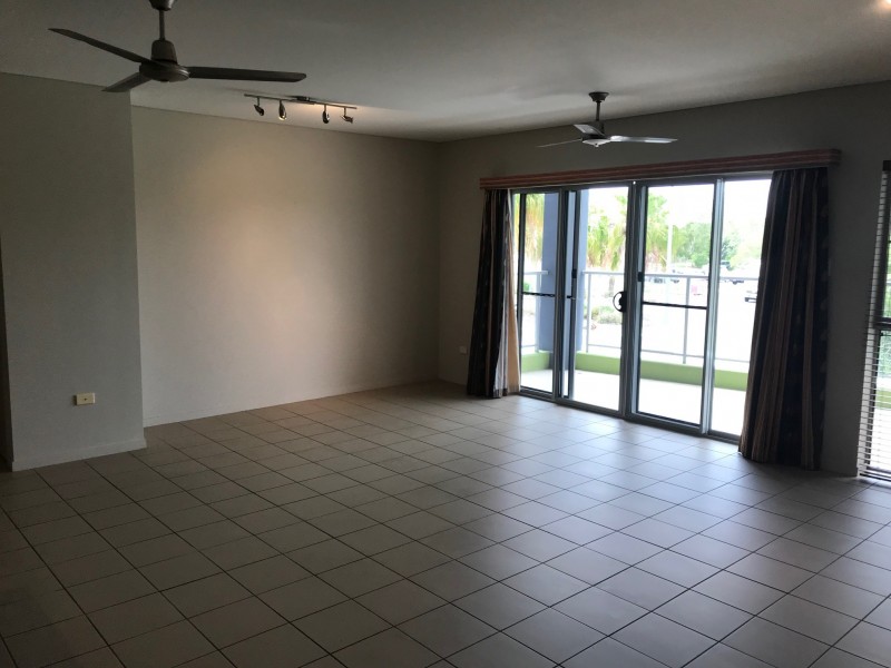 1/237 Riverside Boulevard, Douglas QLD 4814