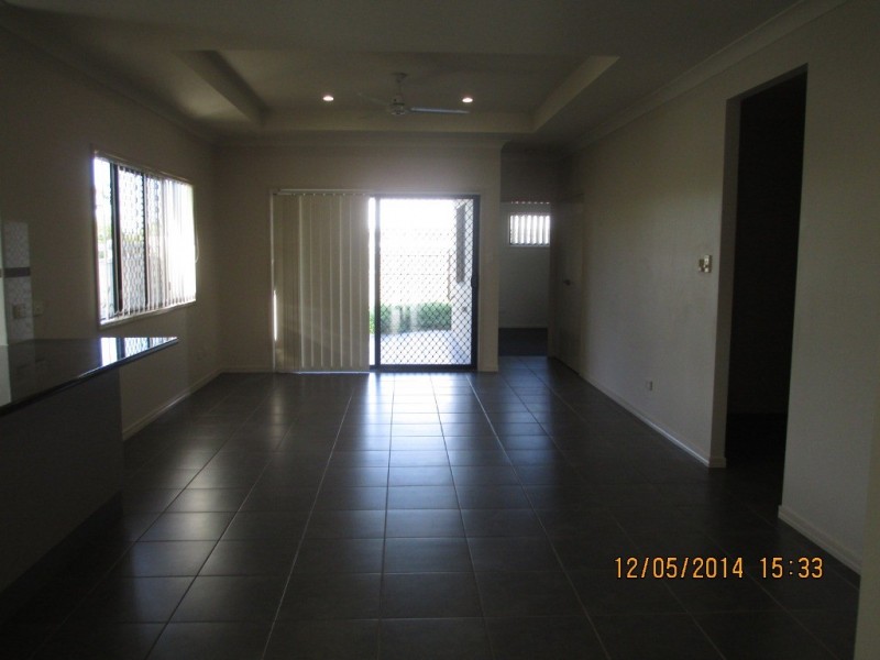 34 Dampier Crescent, Burdell QLD 4818