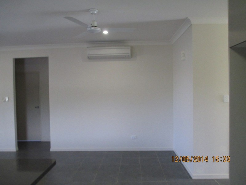 34 Dampier Crescent, Burdell QLD 4818