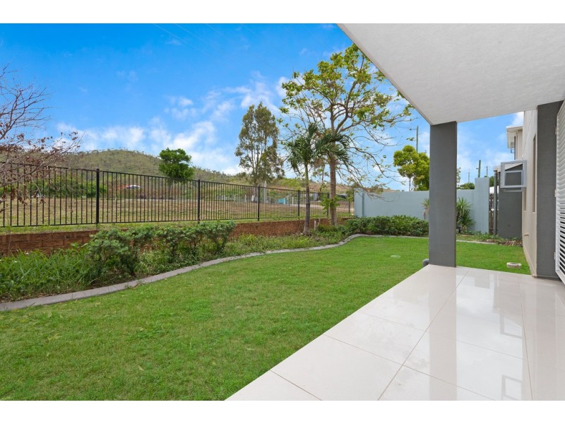 52/319 Angus Smith Drive, Douglas QLD 4814