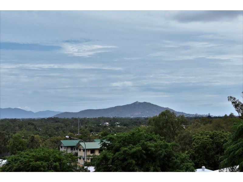 4 Klewarra Boulevard, Douglas QLD 4814