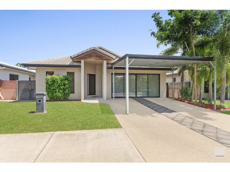 14 Dunlop Street, Kelso QLD 4815