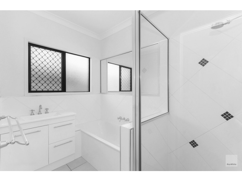 14 Dunlop Street, Kelso QLD 4815