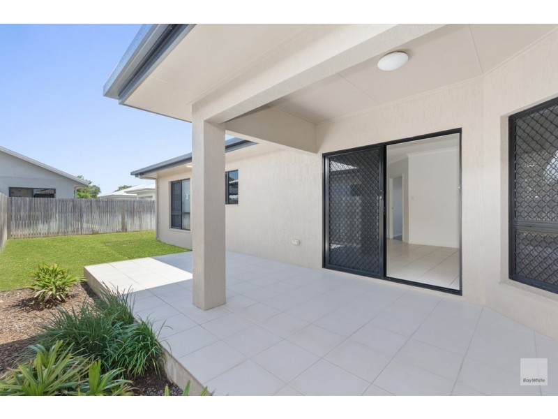 14 Dunlop Street, Kelso QLD 4815