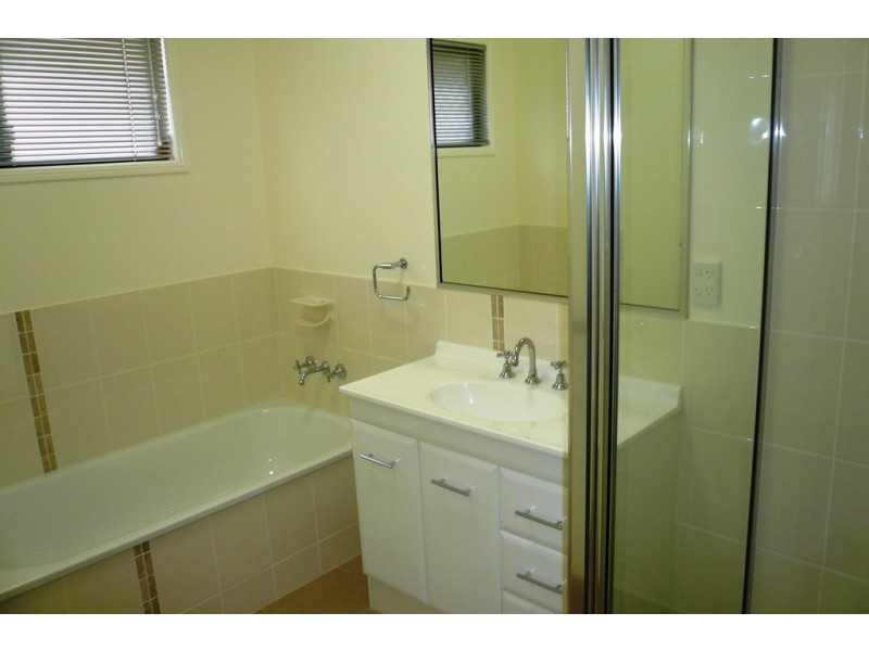 Bohle Plains QLD 4817