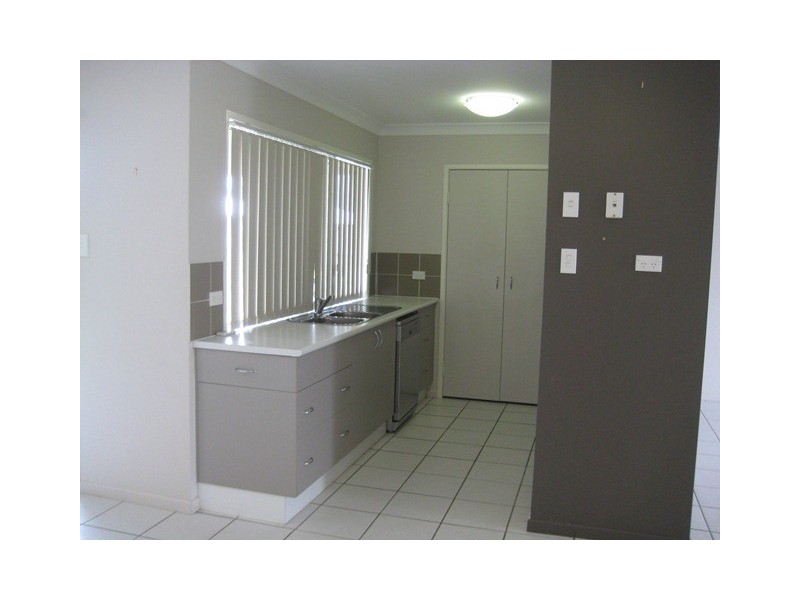 18 Janelle Street, Kelso QLD 4815