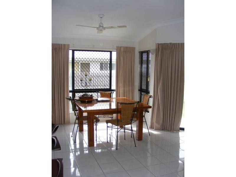 12 Berry Court, Kirwan QLD 4817