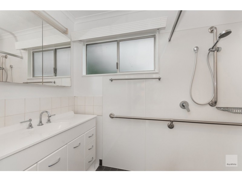 6 Amadio Court, Douglas QLD 4814