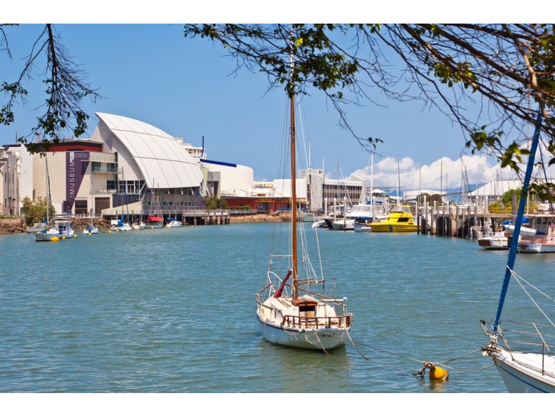 1107/2 Dibbs Street, South Townsville QLD 4810