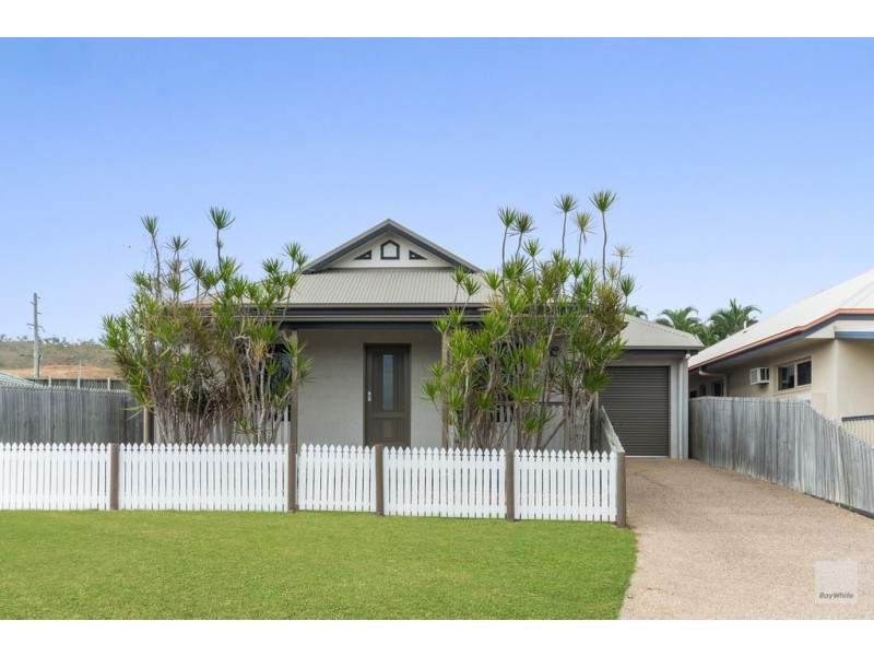 14 Birdwing Court, Douglas QLD 4814