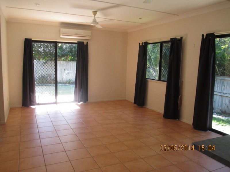 5 Silver Leaf Court, Douglas QLD 4814