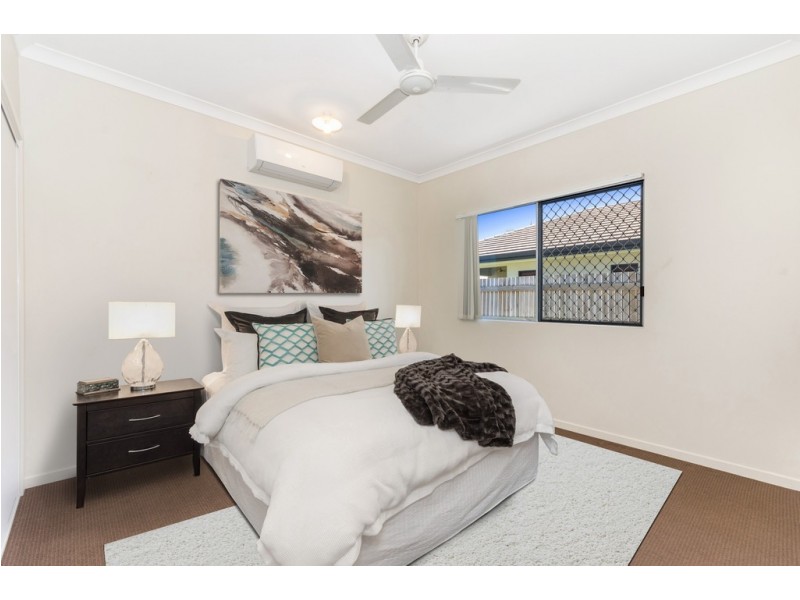 8 Dunlop Street, Kelso QLD 4815