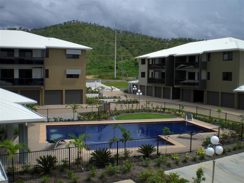 42/319 Angus Smith Drive, Douglas QLD 4814