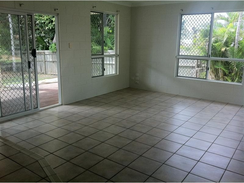 Mount Louisa QLD 4814