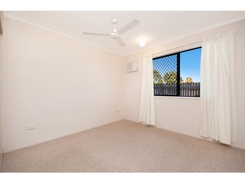 2/16 Sherriff St, Hermit Park QLD 4812