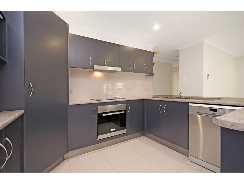 64 Riverbend Dr, Douglas QLD 4814