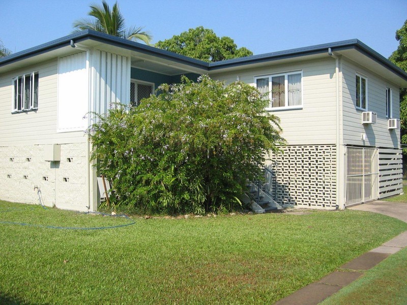 52 Wentworth St, Mundingburra QLD 4812